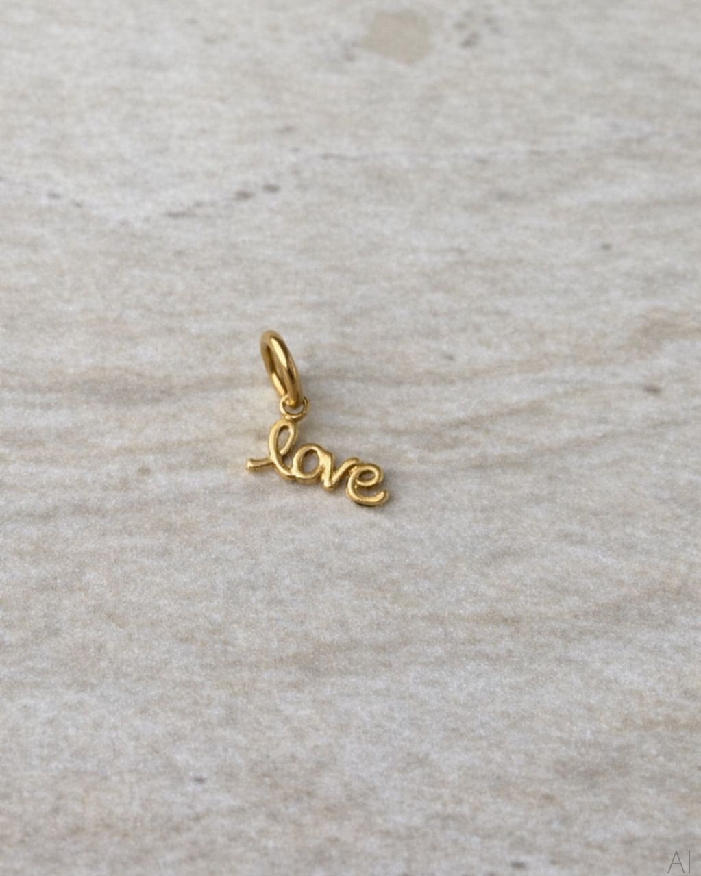 Micro Charm Love