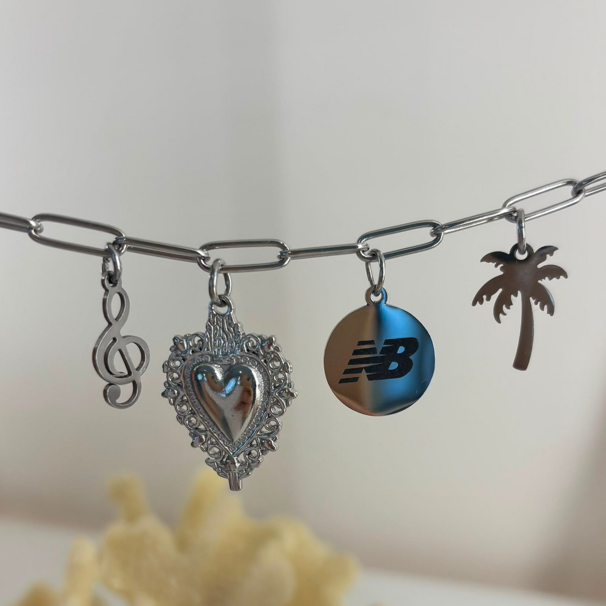 charms mit deinem firmenlogo